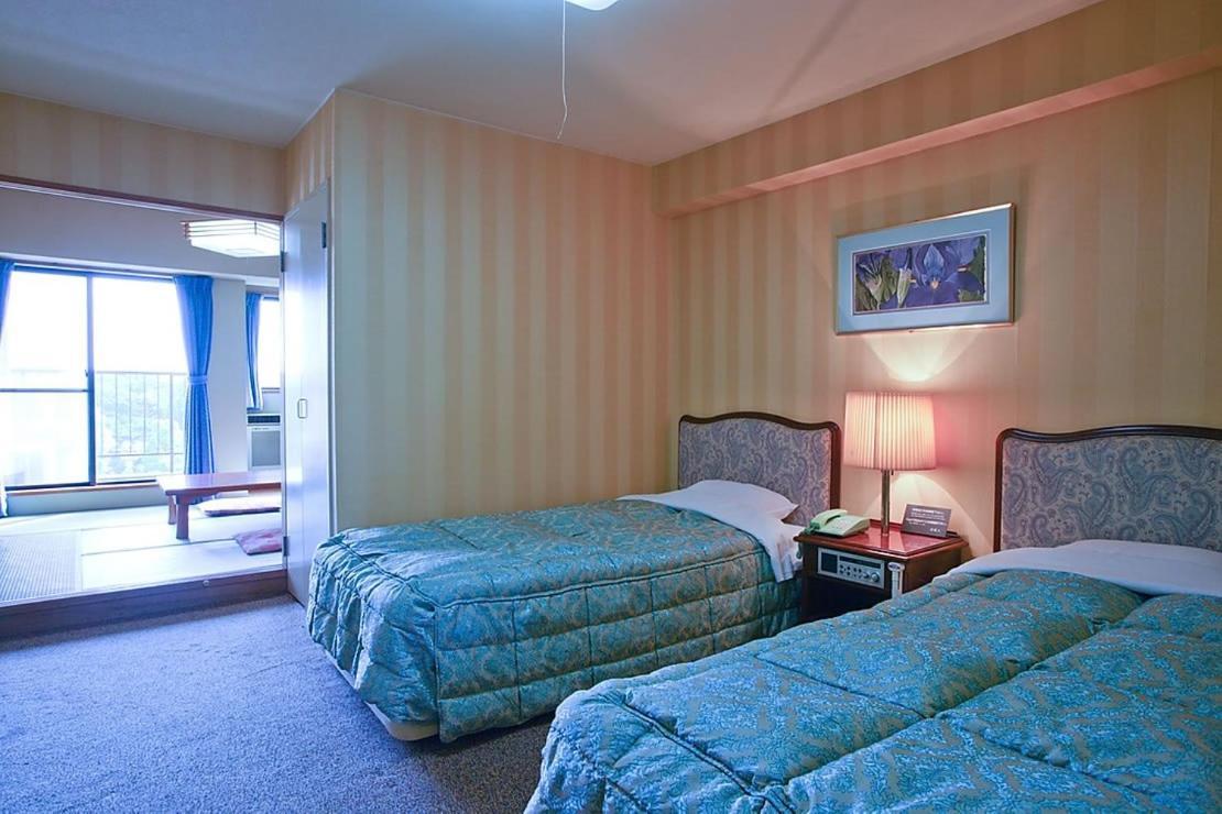 Hotel Green Hill Otaki Екстер'єр фото
